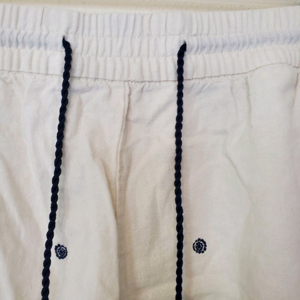 Old Navy Womens Large White Linen Blend Embroidered Tassel Pull On Shorts Navy - Picture 6 of 16